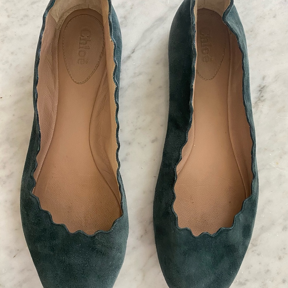 Chloe Antique Green Suede Scalloped Edge Ballet Flats 37.5/7.5